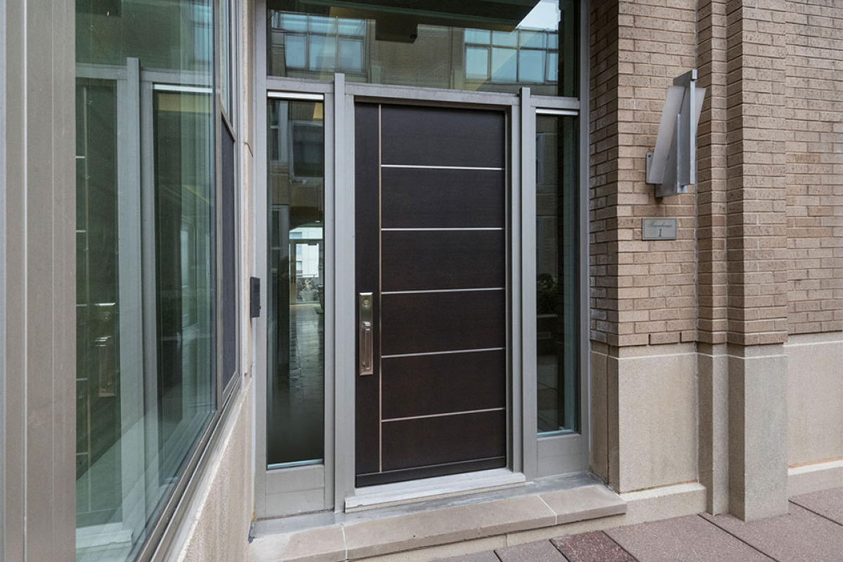 Modern-Commercial-Doors
