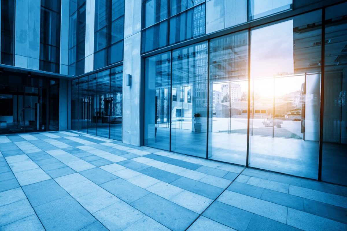 empty-plaza-modern-office-building-qingdao-china_1112-5645