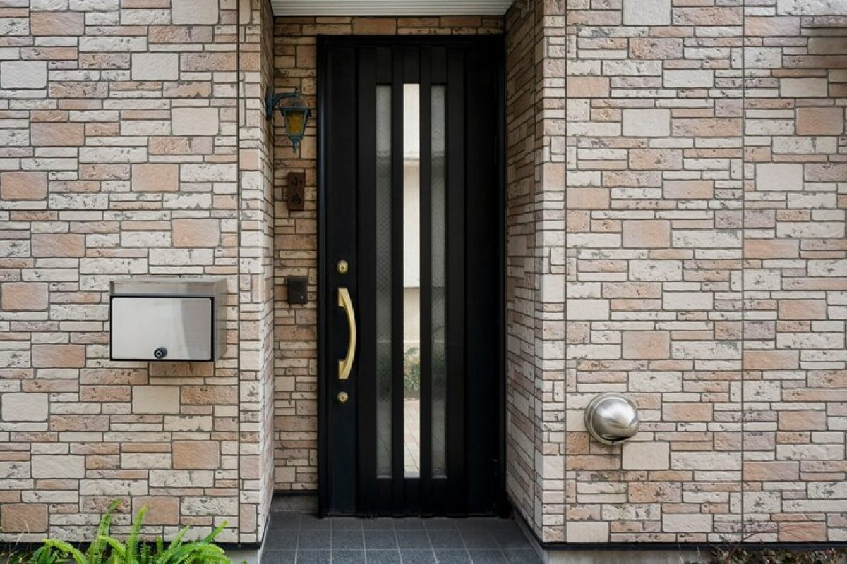house-entrance-japan-building_23-2149301111